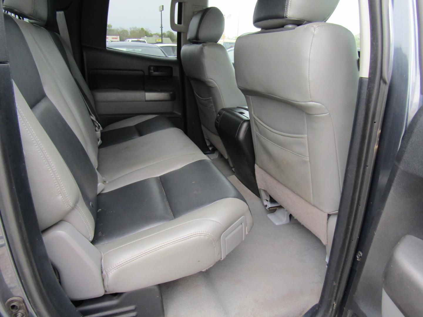 2010 Gray /Gray Toyota Tundra SR5 5.7L Double Cab 2WD (5TFRY5F11AX) with an 5.7L V8 DOHC 32V engine, Automatic transmission, located at 15016 S Hwy 231, Midland City, AL, 36350, (334) 983-3001, 31.306210, -85.495277 - Photo#8
